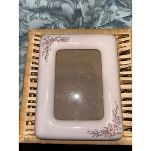 White Ceramic Photo Frame Floral Design Crackle Glaze Tabletop Display
